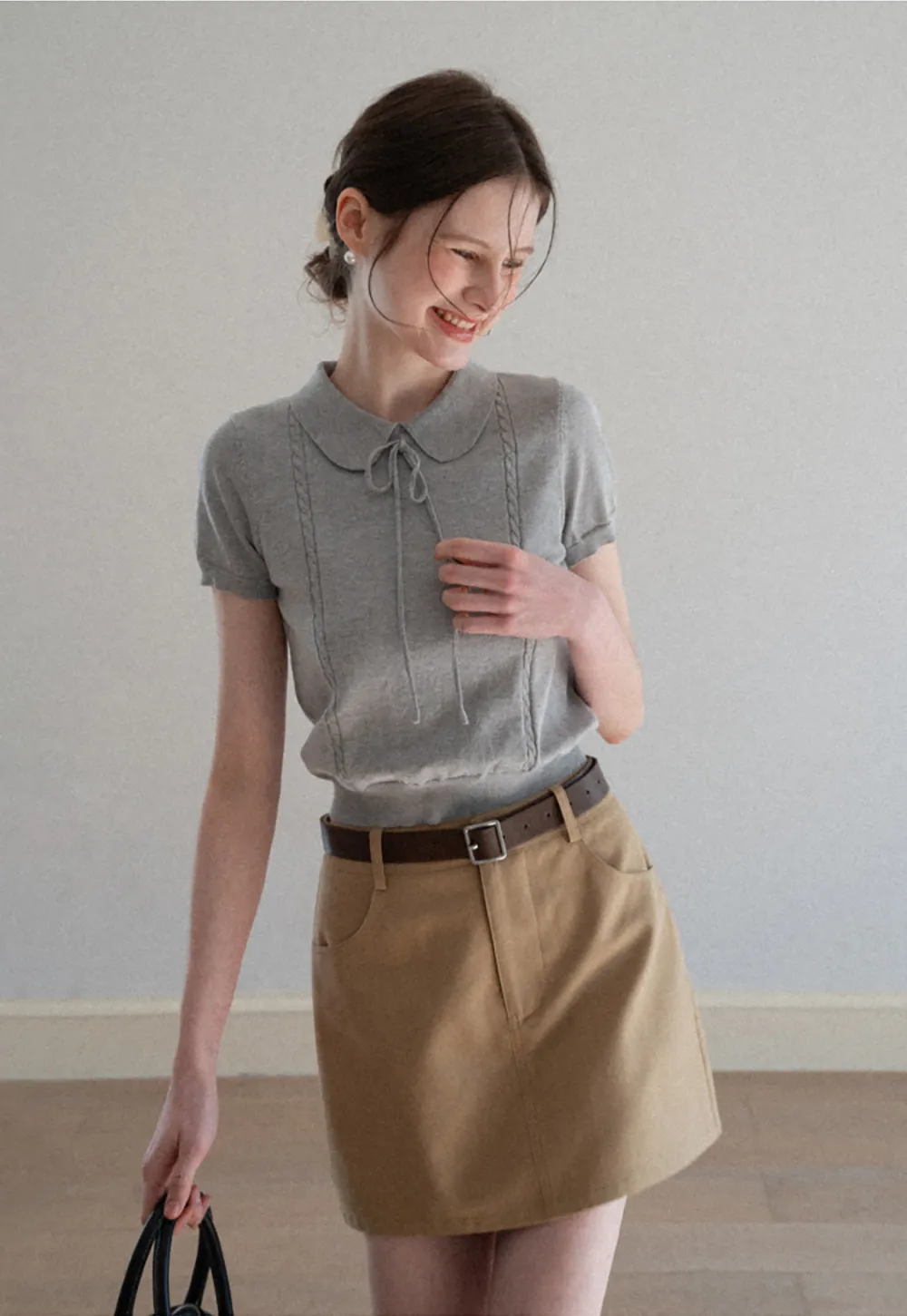 Short Sleeve Knit Top with Collar and Drawstring