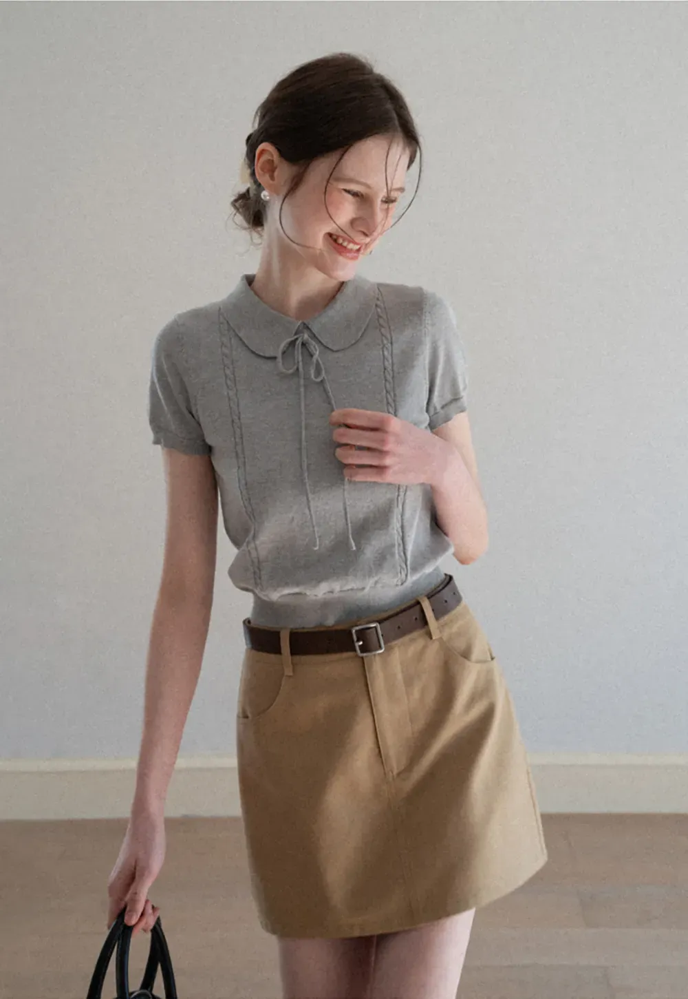 Short Sleeve Knit Top with Collar and Drawstring