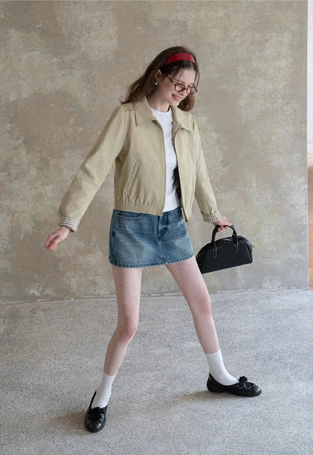 Short Jacket with Collar and Elastic Hem