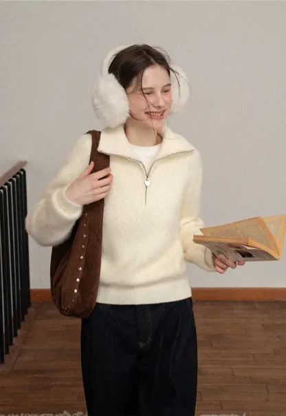 Elegant Knit Sweater with Polo Collar Design