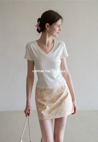 Floral Print Mini Skirt with Fitted Waist