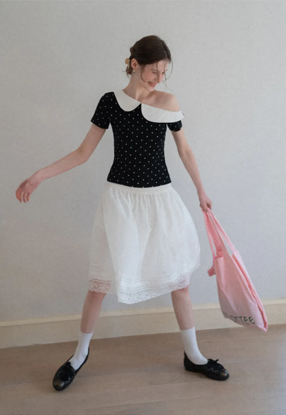 Lace Trimmed Pleated Midi Skirt