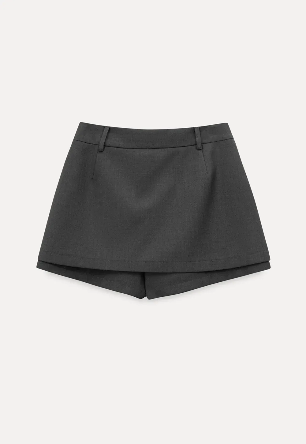 High waist tailored shorts with lace trim