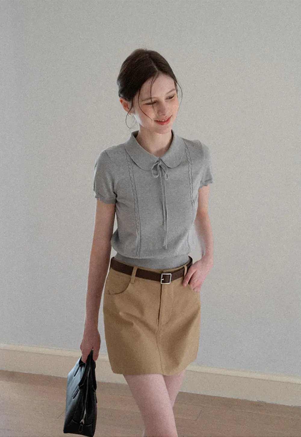 Short Sleeve Knit Top with Collar and Drawstring