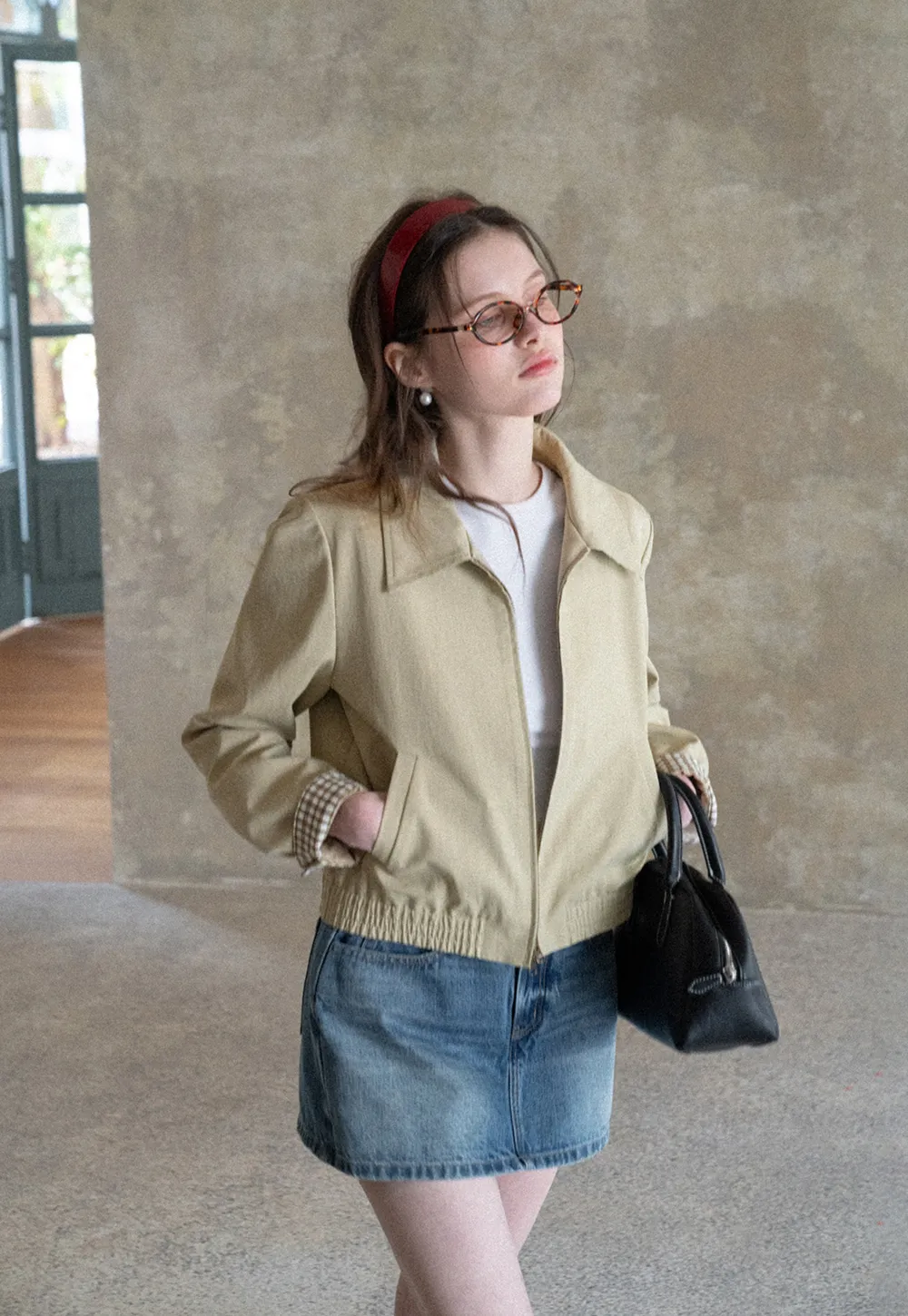 Short Jacket with Collar and Elastic Hem