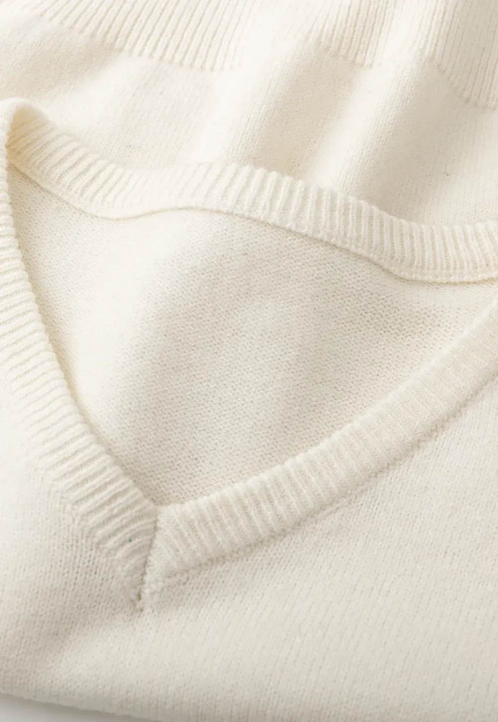 V Neck Knit Sweater with Layered Collar Design