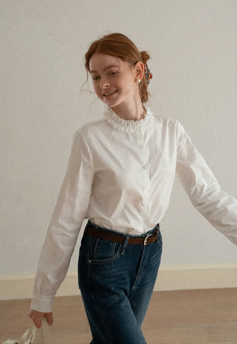 Elegant Blouse with Ruffled Collar and Cuffs