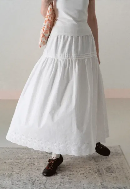 Tiered A-line Midi Skirt with Pleated Detail