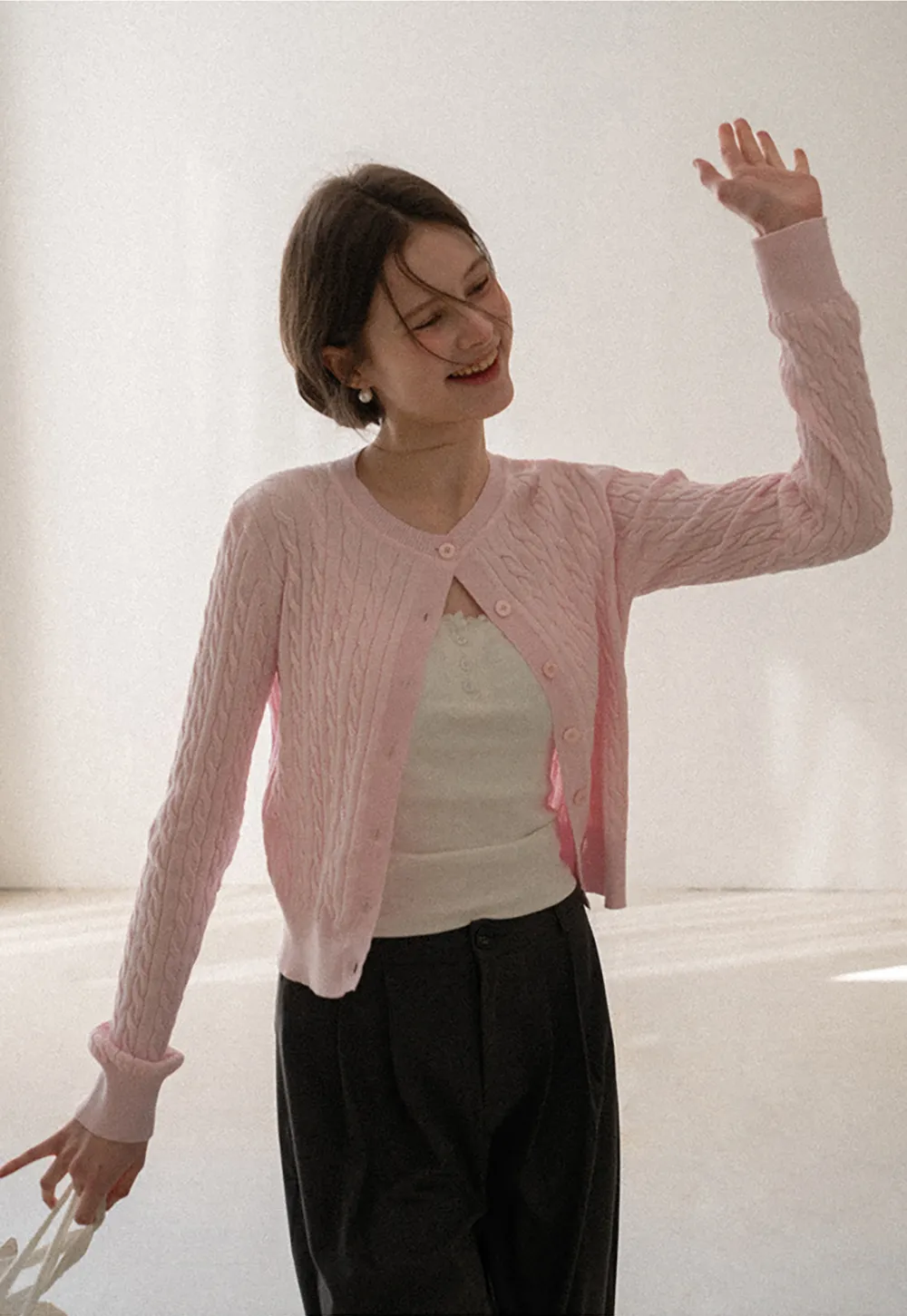 Wide leg pleated casual pants with front pockets