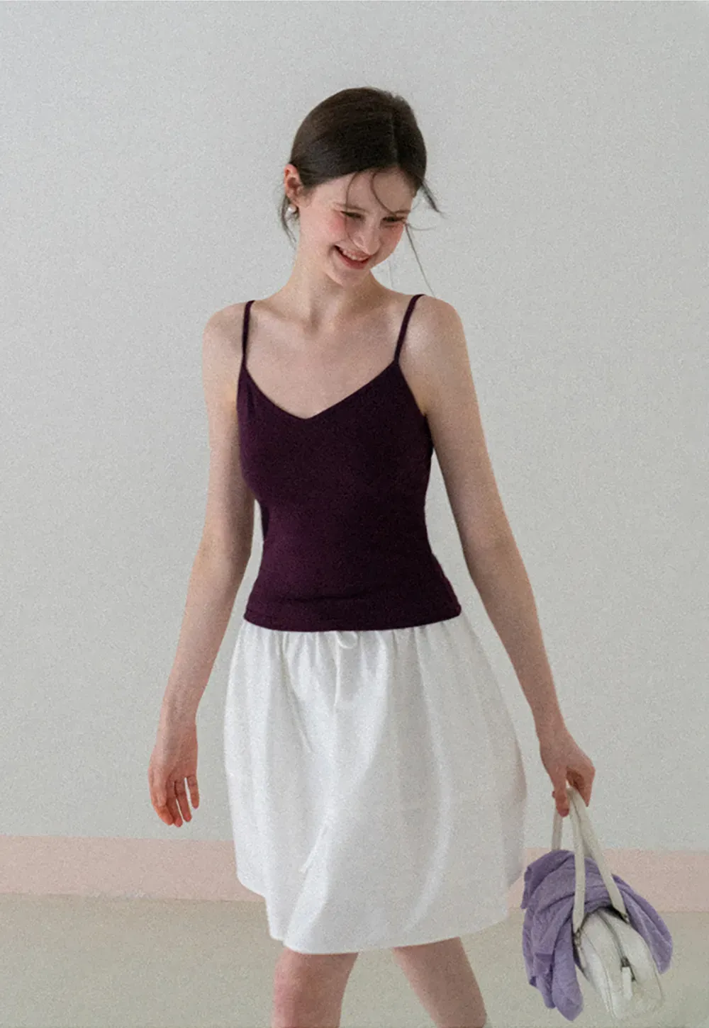 V neck thin strap fitted tank top