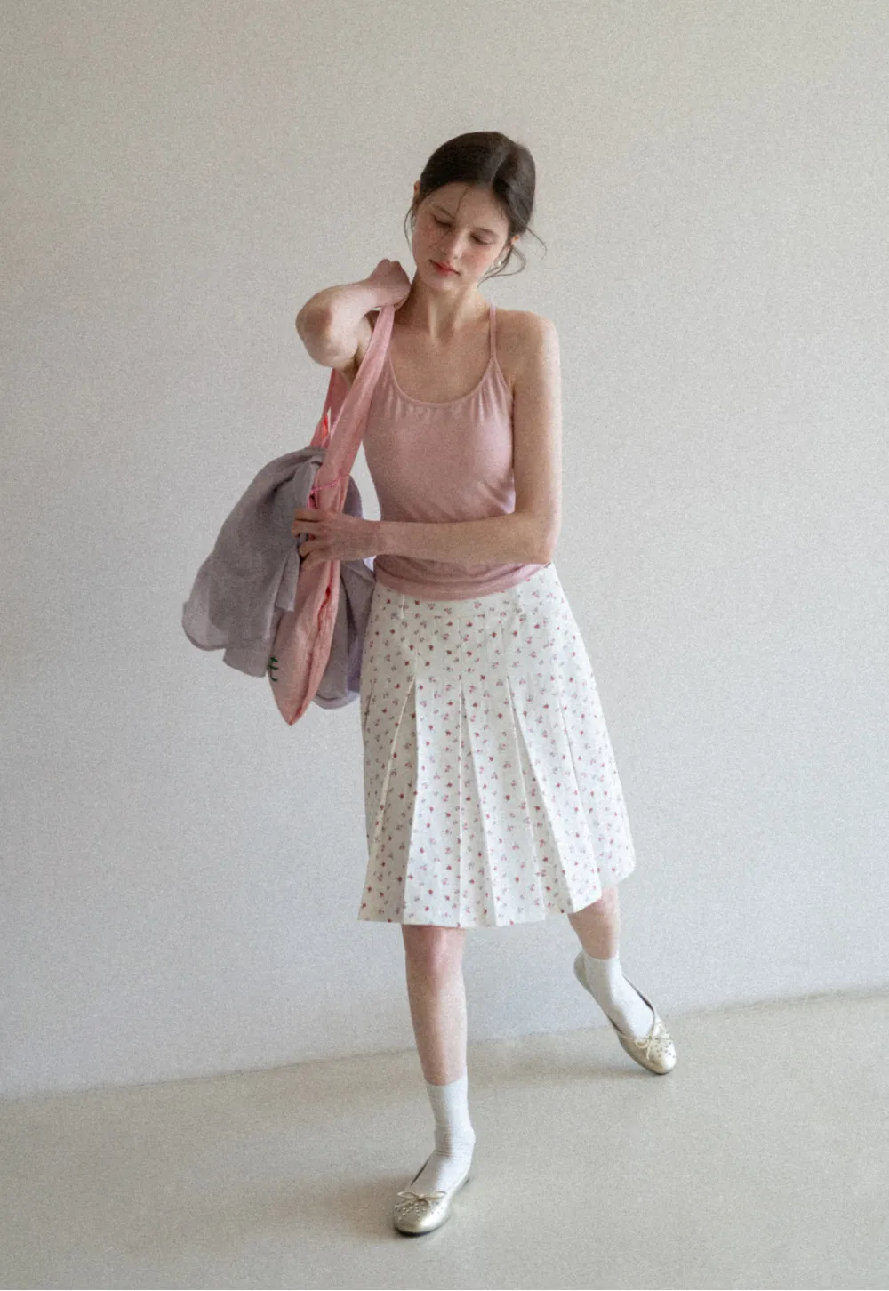 Pleated skirt with floral print