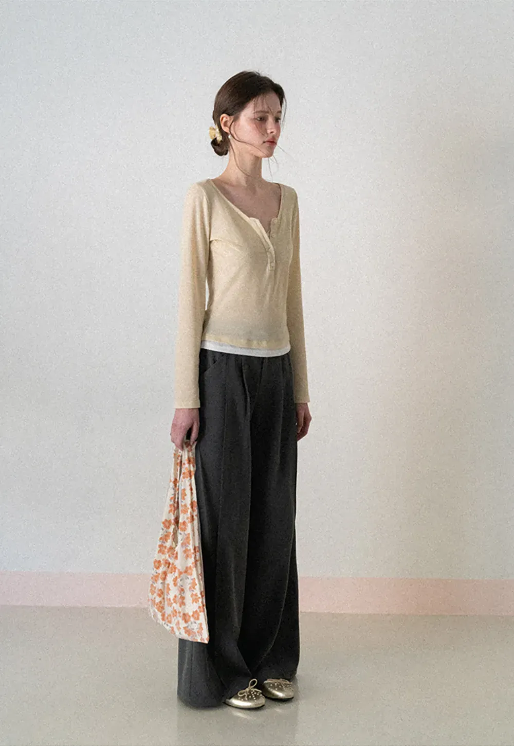 Long sleeve ribbed crop top with square neckline