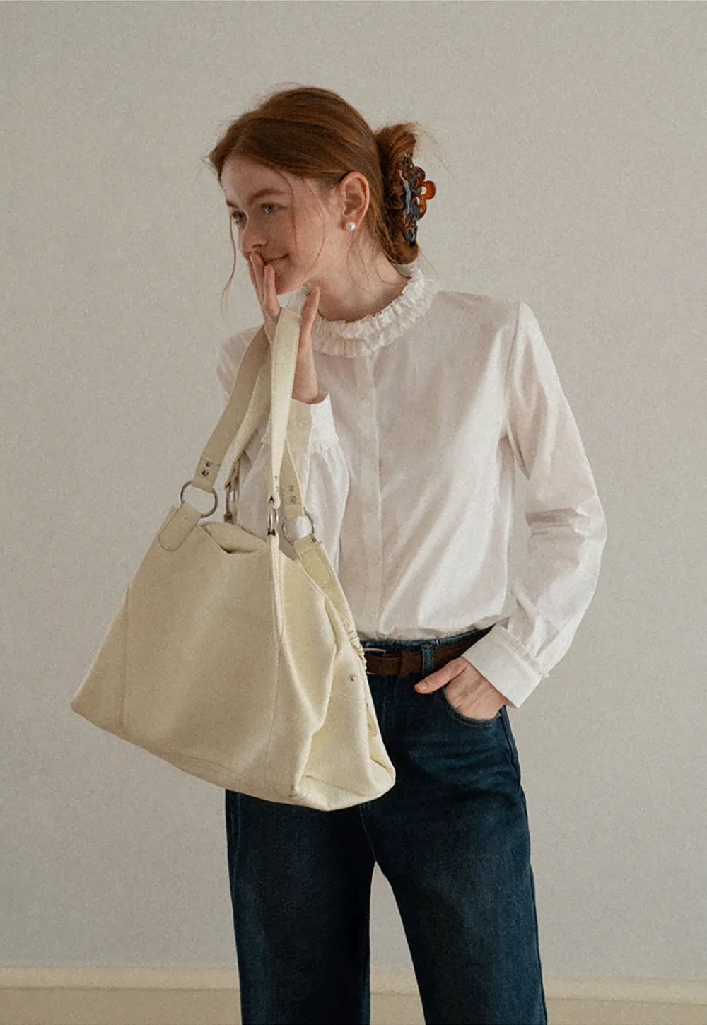 Elegant Blouse with Ruffled Collar and Cuffs