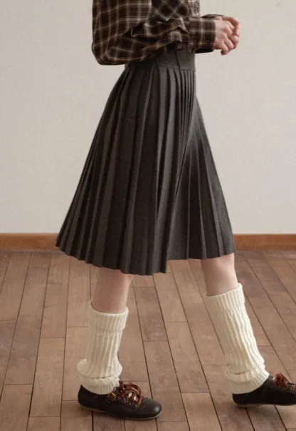Classic Pleated Skirt in Dark Gray