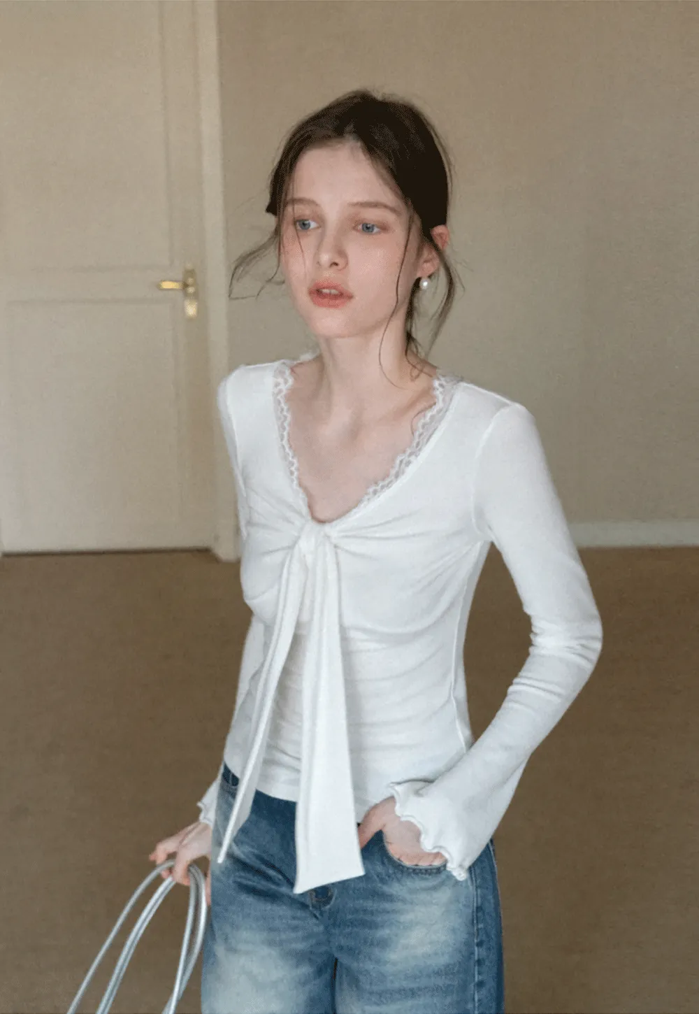 Elegant V Neck Long Sleeve Top with Bow Detail