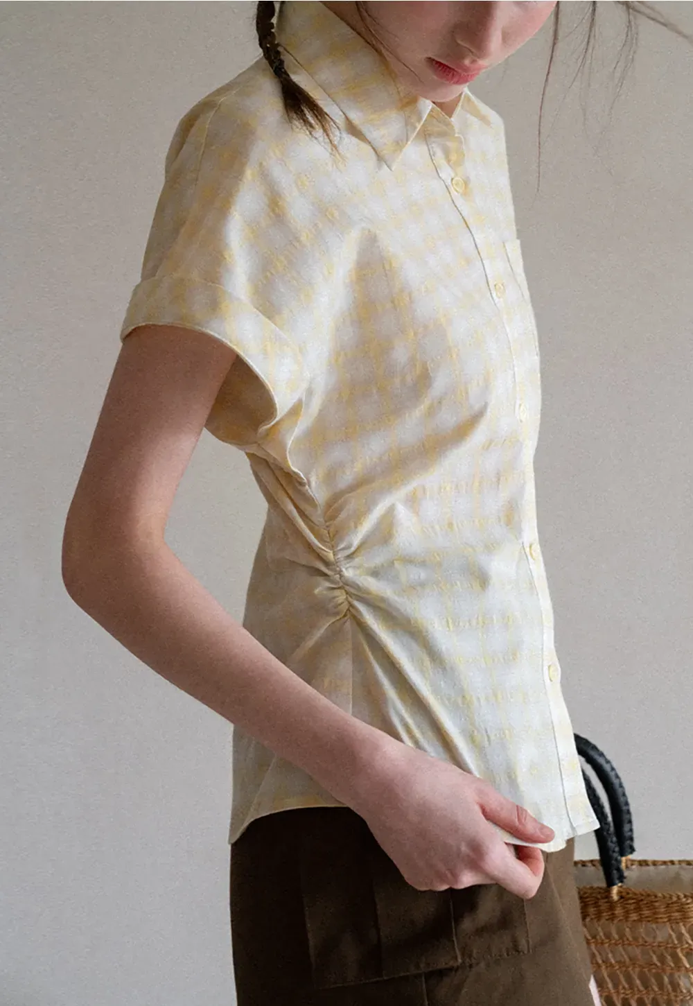 Checkered Shirt with Short Sleeves and Pleated Back