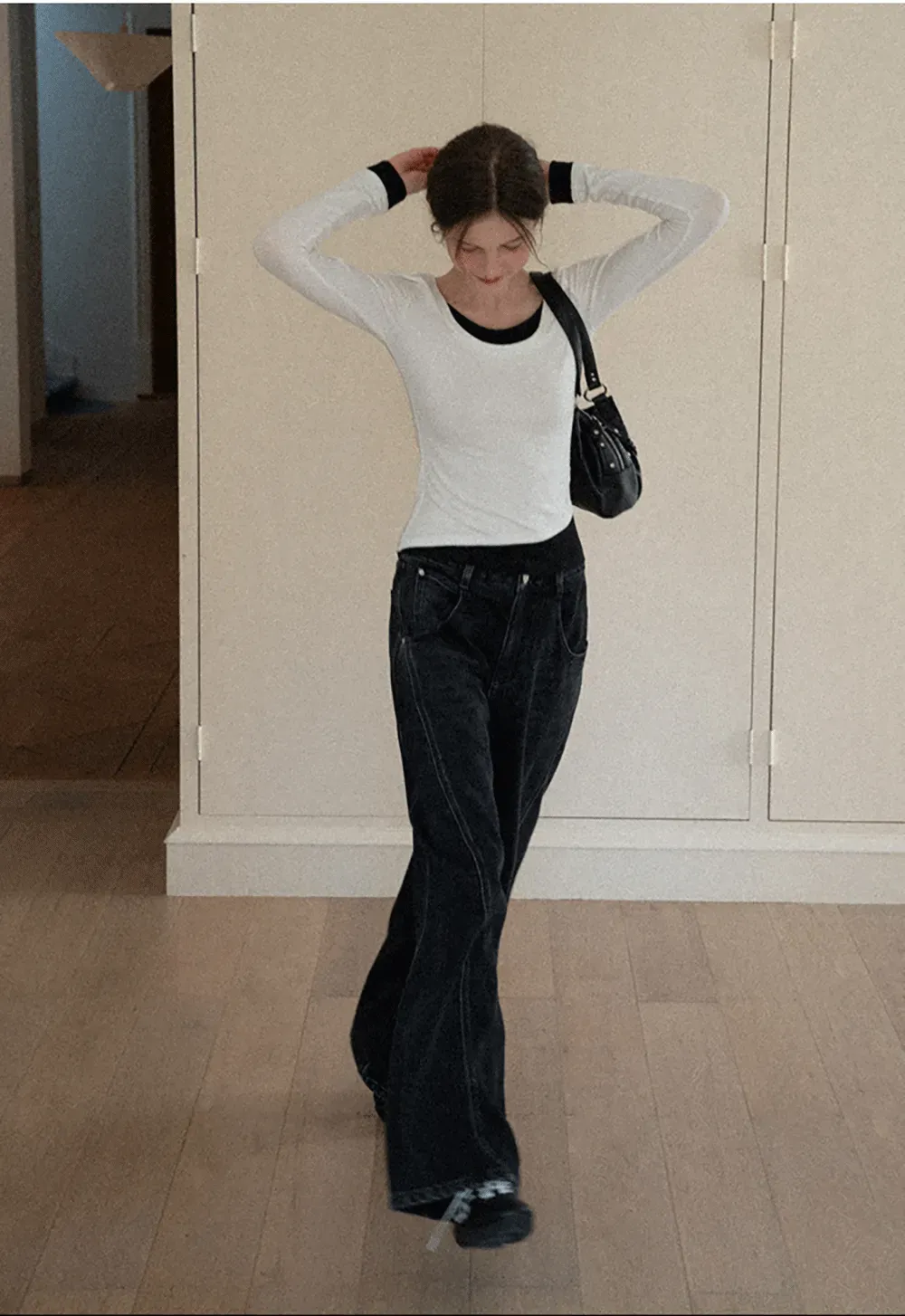 Long Sleeve Round Neck Top Simple Design Women's T-Shirt