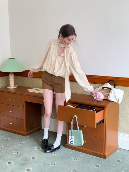 Cropped Tailored Shorts with Cuffed Hem