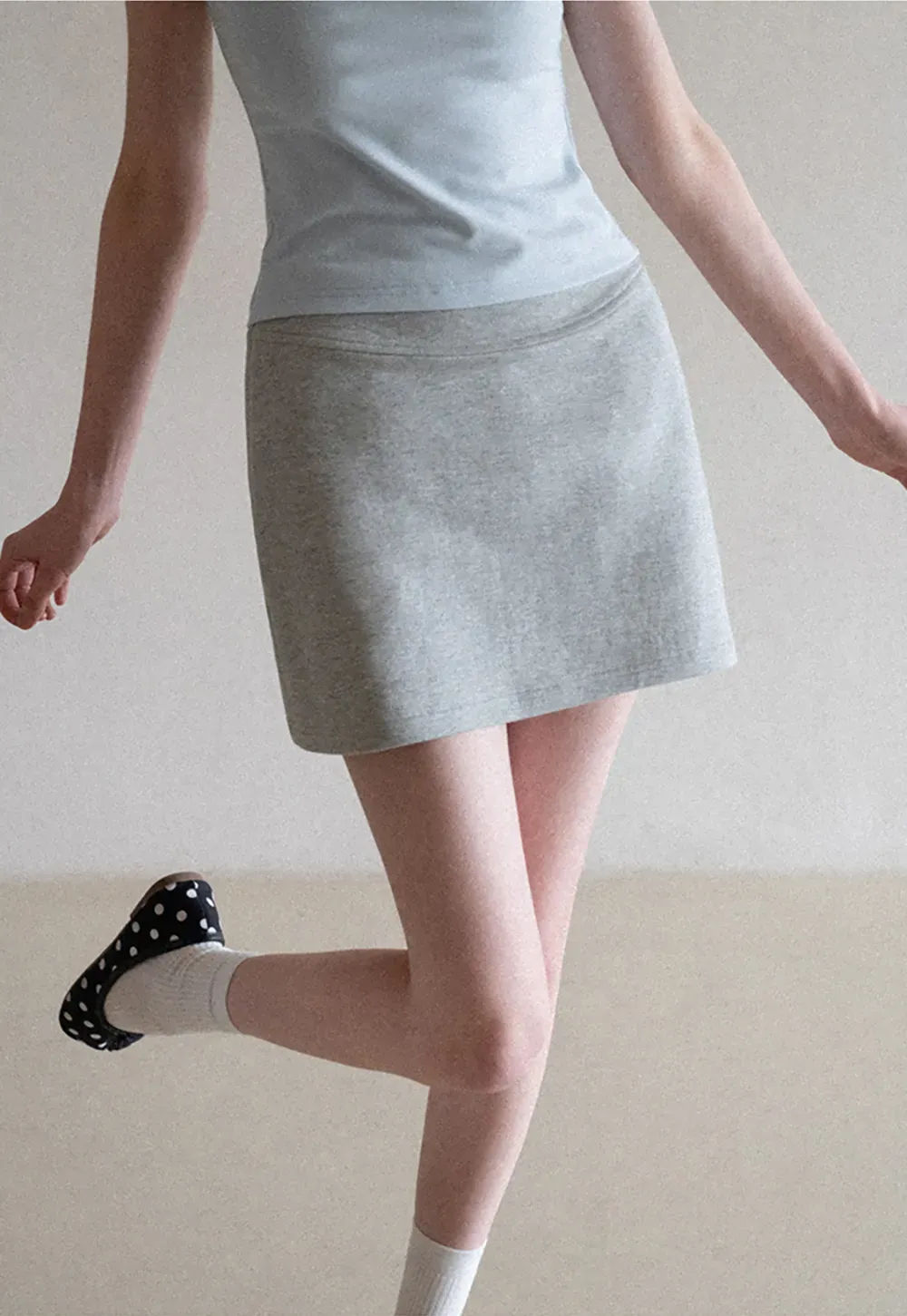 A-line mini skirt with elastic waistband