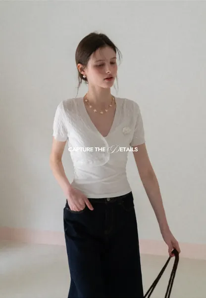 V neck thin strap fitted tank top