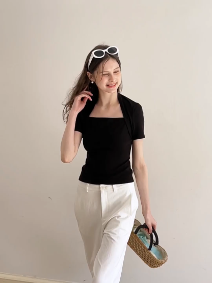 Square neck short sleeve fitted top