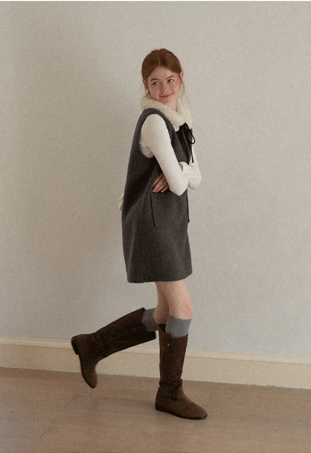 Elegant Long Sleeve Top with Ruffled Hem and Collar Design