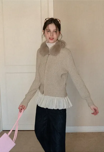 Ribbed knit sweater with fur collar detail