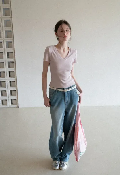 V neck short sleeve knit t shirt