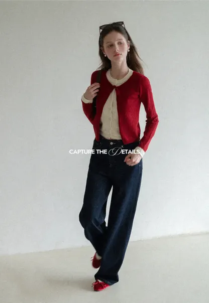 Elegant Knit Cardigan with Bow Detail and Ribbed Texture