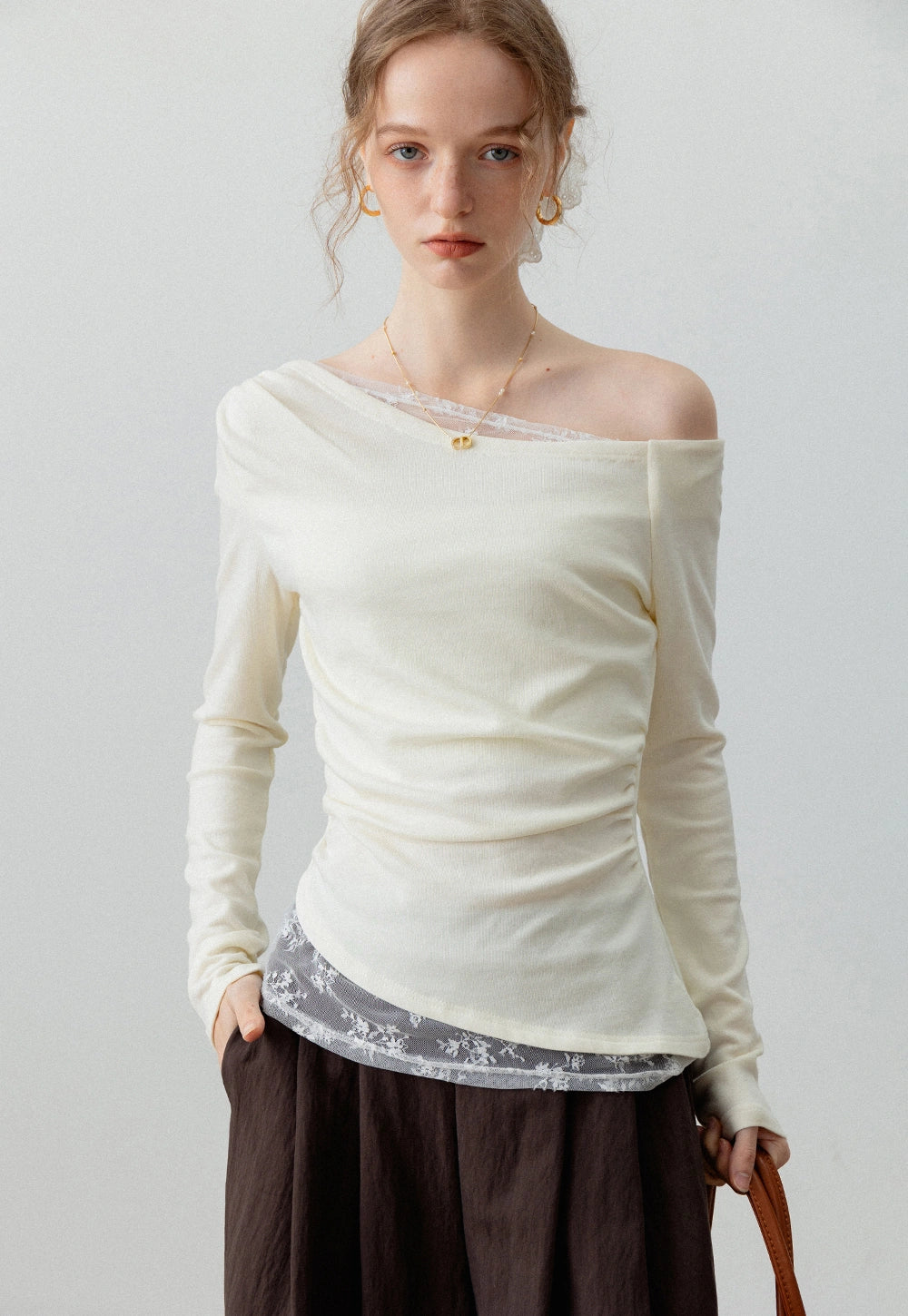 Women's Off Shoulder Long Sleeve Asymmetrical Hem Top – EGGKA