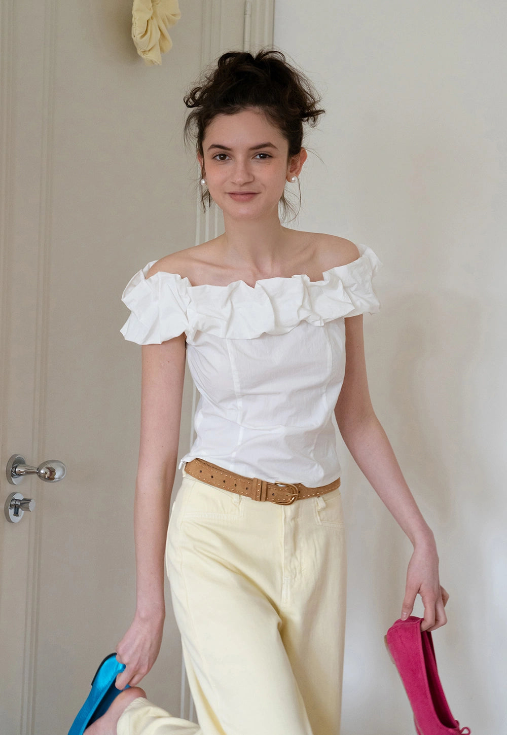 Women's Off Shoulder Ruffle Sleeveless Blouse
