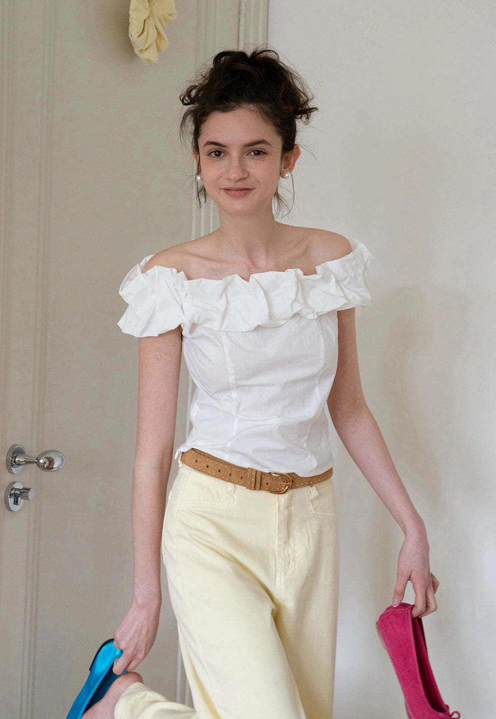Women's Off Shoulder Ruffle Sleeveless Blouse