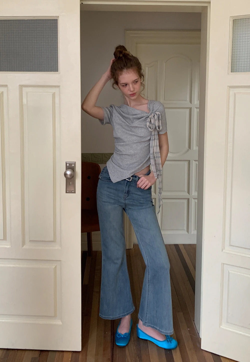 Women’s Flared Jeans with Belt
