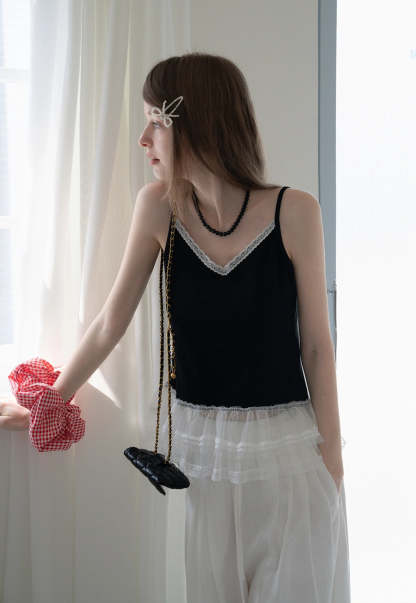 Lace Trim Layered Hem Cami Top