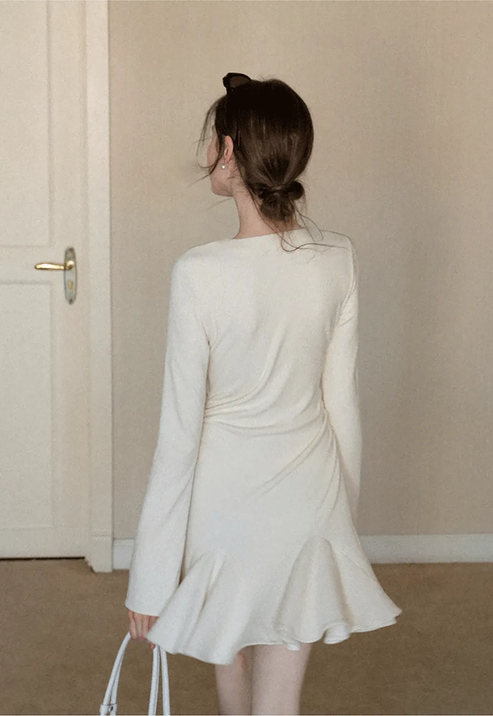 Elegant Flared Sleeve Mini Dress with Ruffle Hem