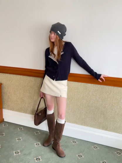 Elegant Basic Knit Sweater with Ribbed Hem and Sleeves