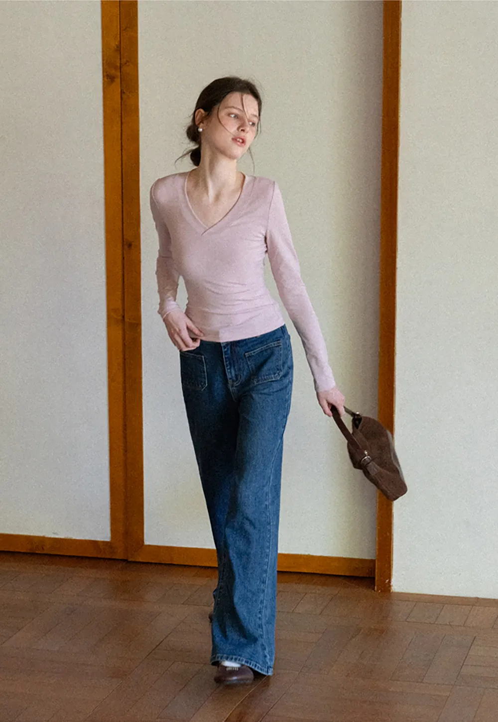 Long sleeve crew neck t shirt with fitted cut