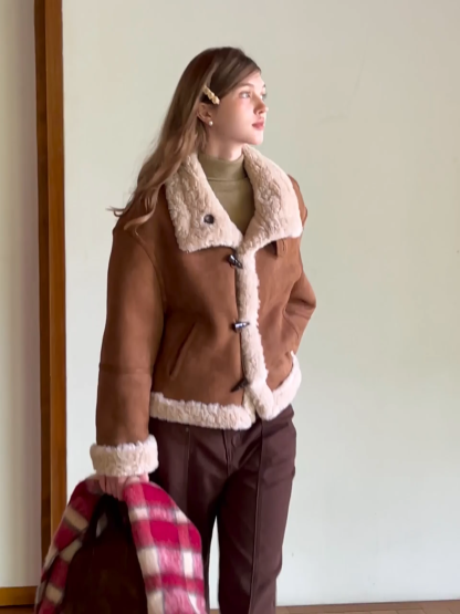 Dual-Wear Suede Patchwork Coat with Soft Teddy Fleece Lining