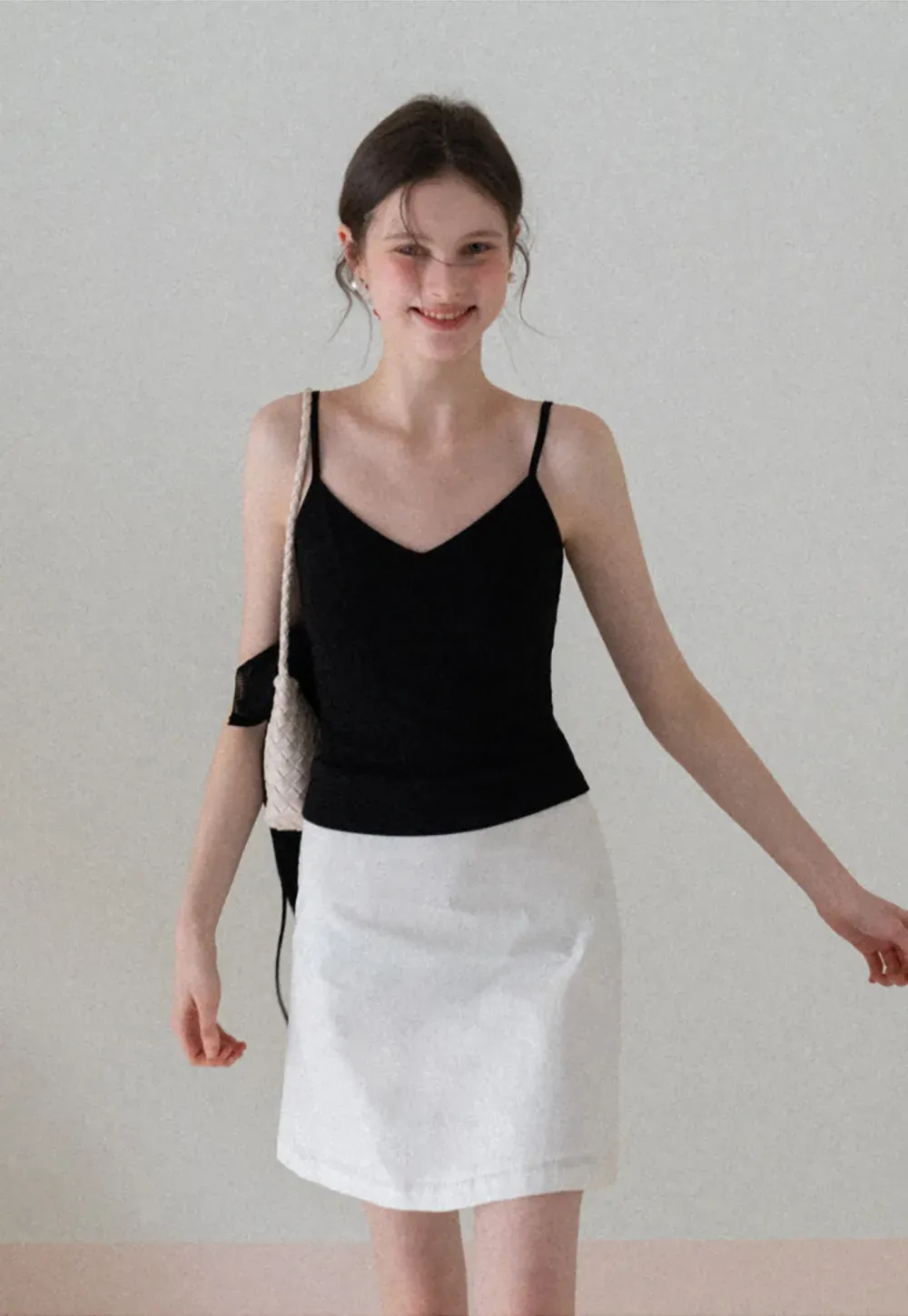 V neck thin strap fitted tank top