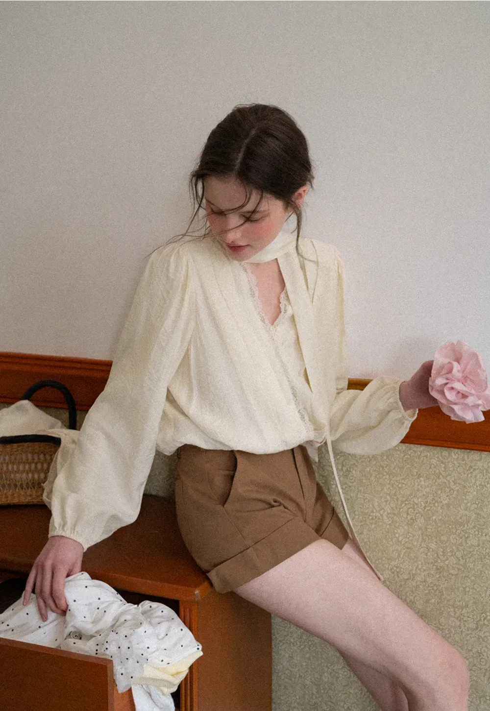 Cropped Tailored Shorts with Cuffed Hem