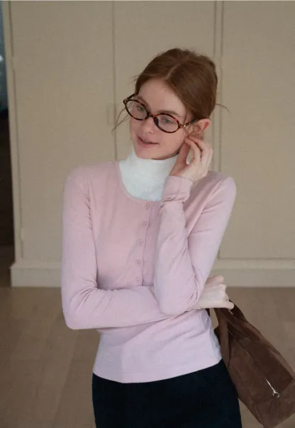 Stylish Gray Long-Sleeve Turtleneck Top