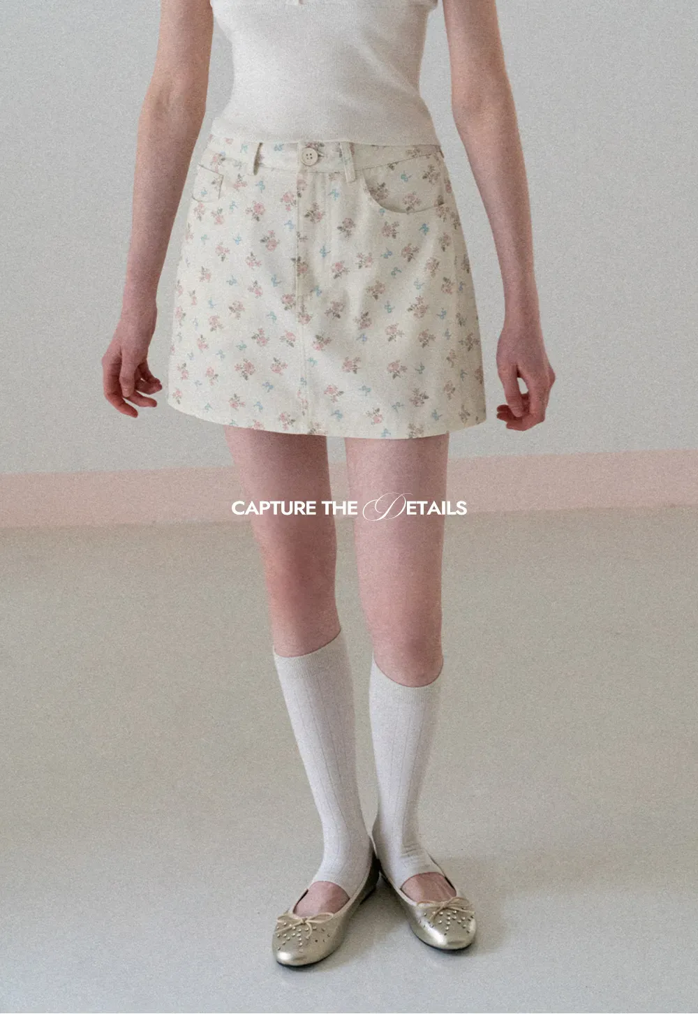 Floral Print Mini Skirt with Front Pockets