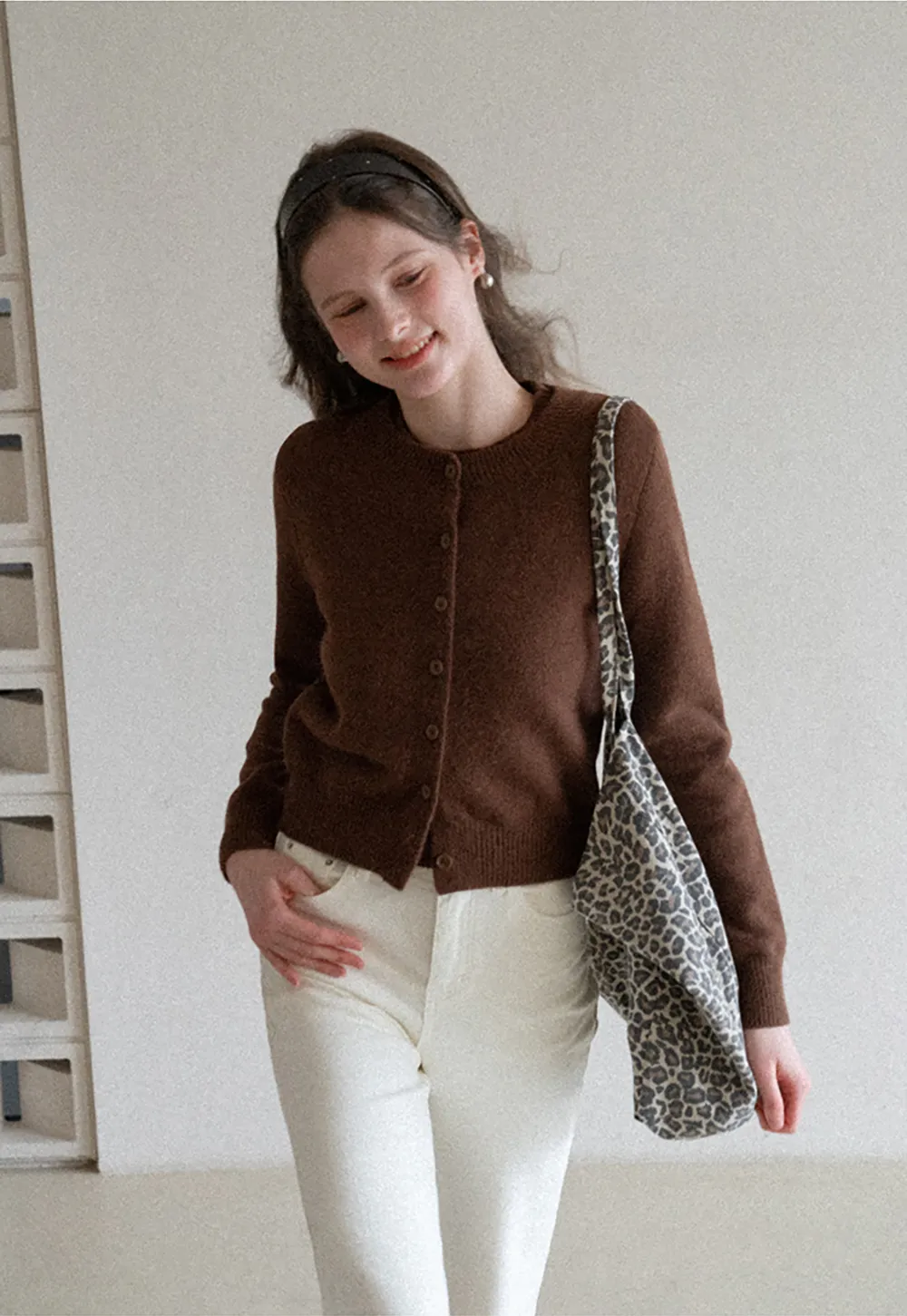 Stylish Knit Cardigan with Embroidered Design