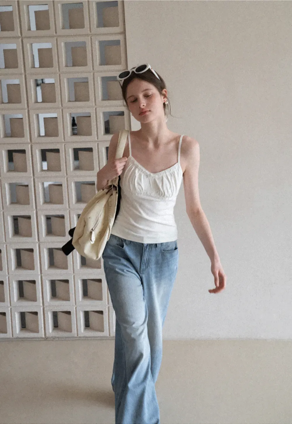 Wide leg high waist denim jeans with belt