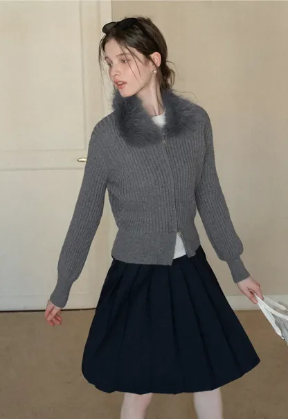 Ribbed knit sweater with fur collar detail