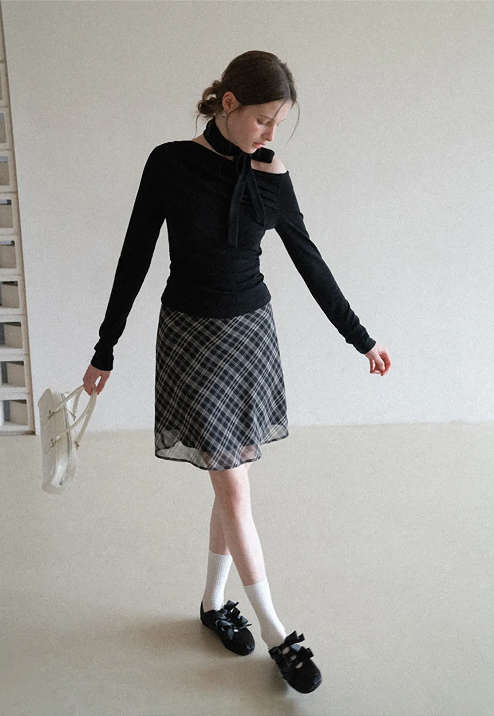 Long sleeve off shoulder top with neck tie detail