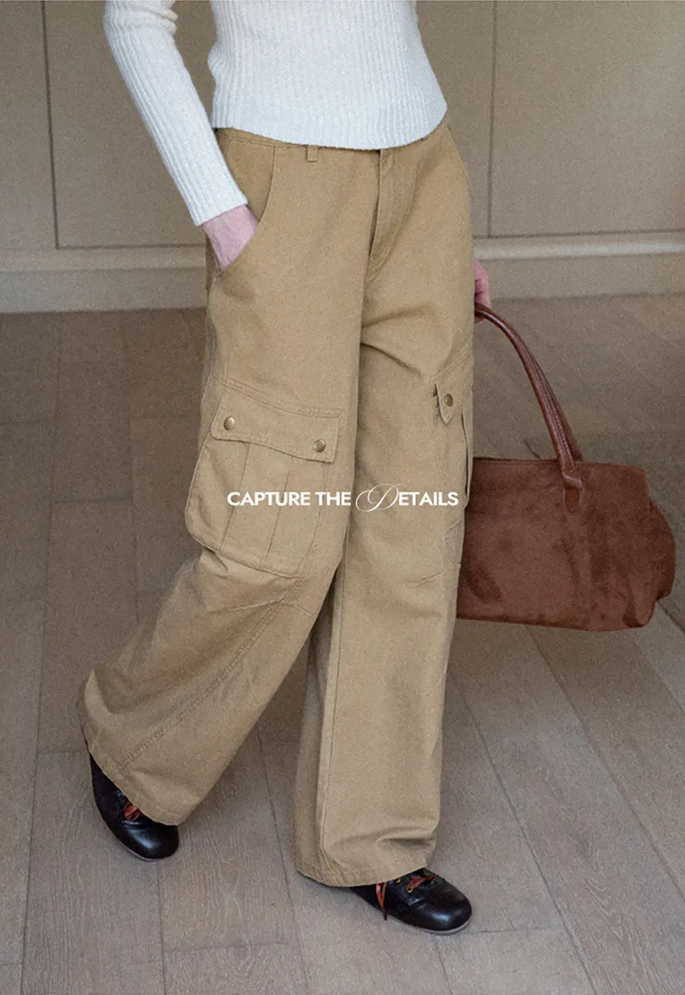 Wide leg utility pants with back pockets and side seams