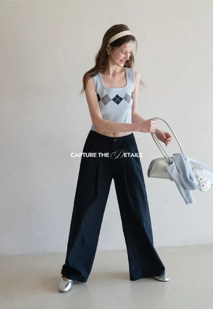 Casual Pants with Wide Legs and Pleats