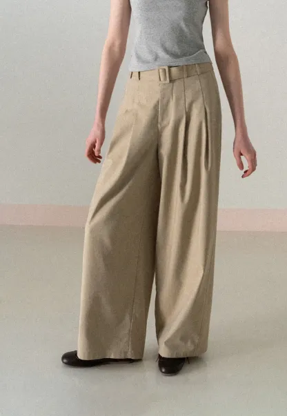Wide Leg Pleated Casual Pants with Belt