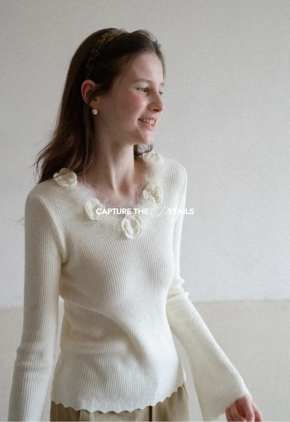 Floral Embellished V Neck Woolen Knit Sweater